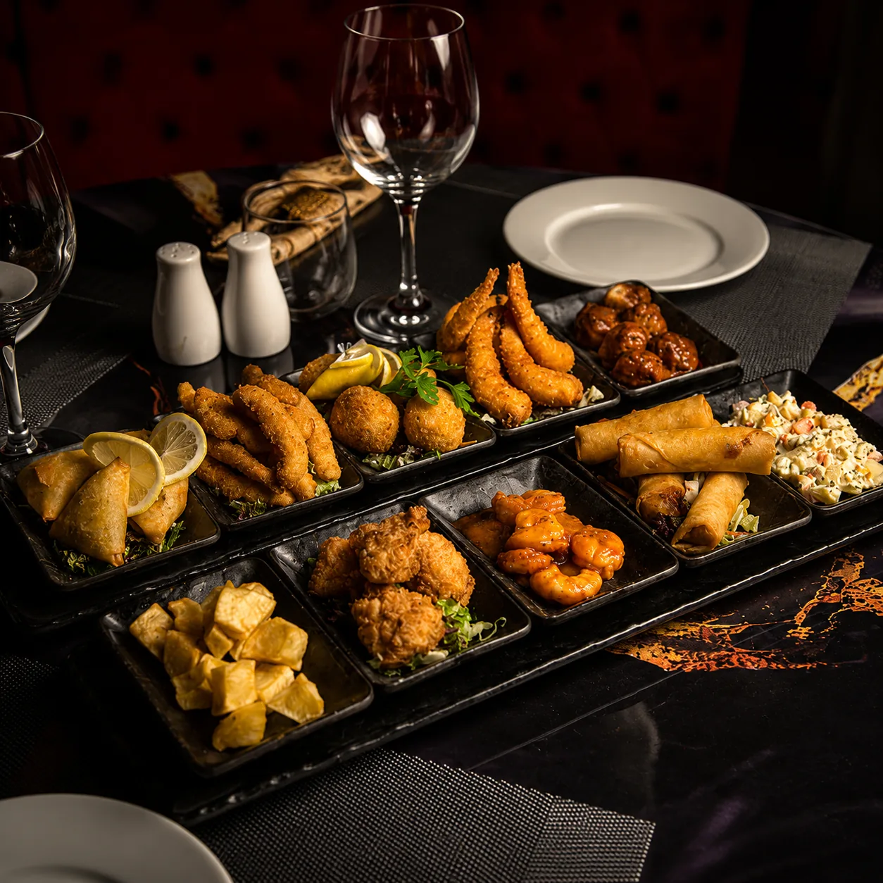 Sélection de plats à partager chez OPRA